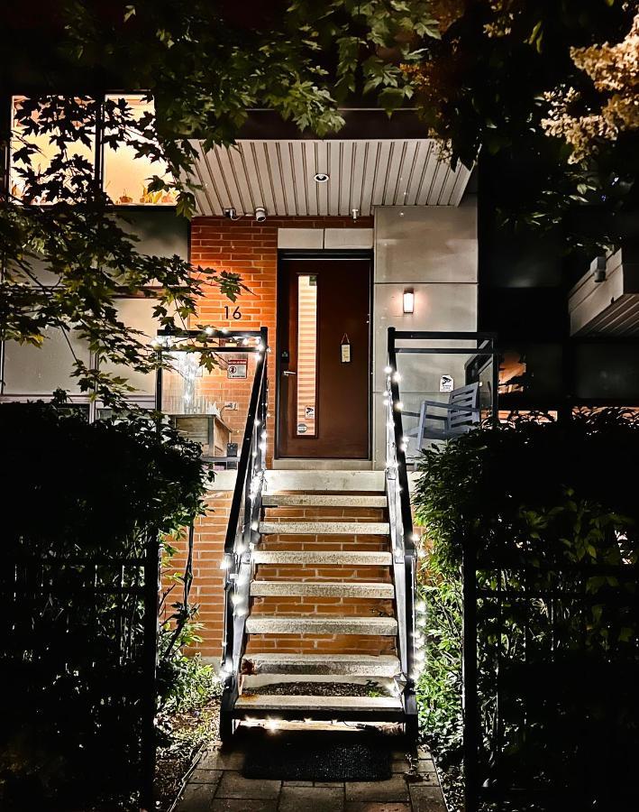 Home In Downtown Toronto Exteriér fotografie